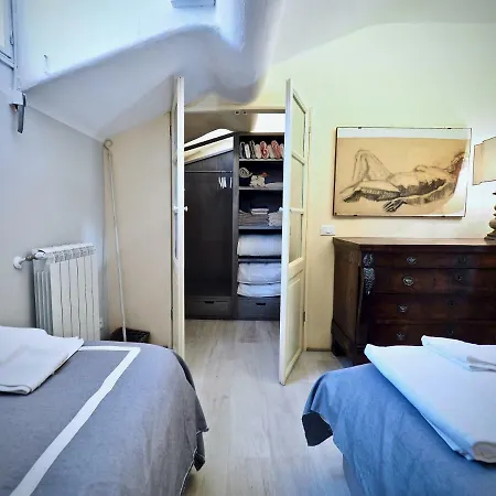 Apartment Panoramica Dimora Assarotti Genoa